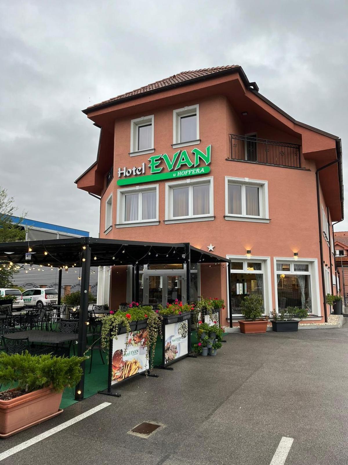Hotel Evan U Hoffera Topoľčany