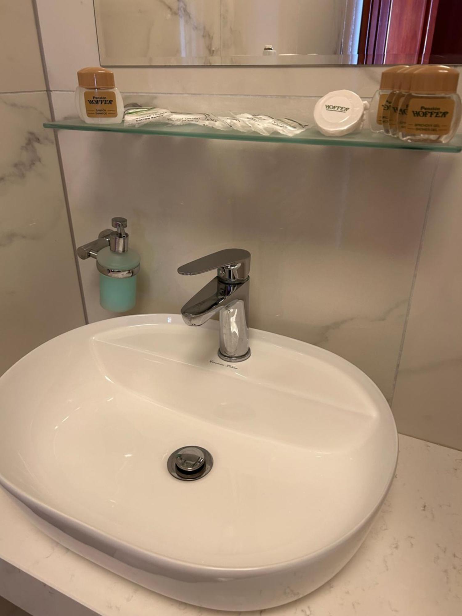 Evan U Hoffera Hotel 3*