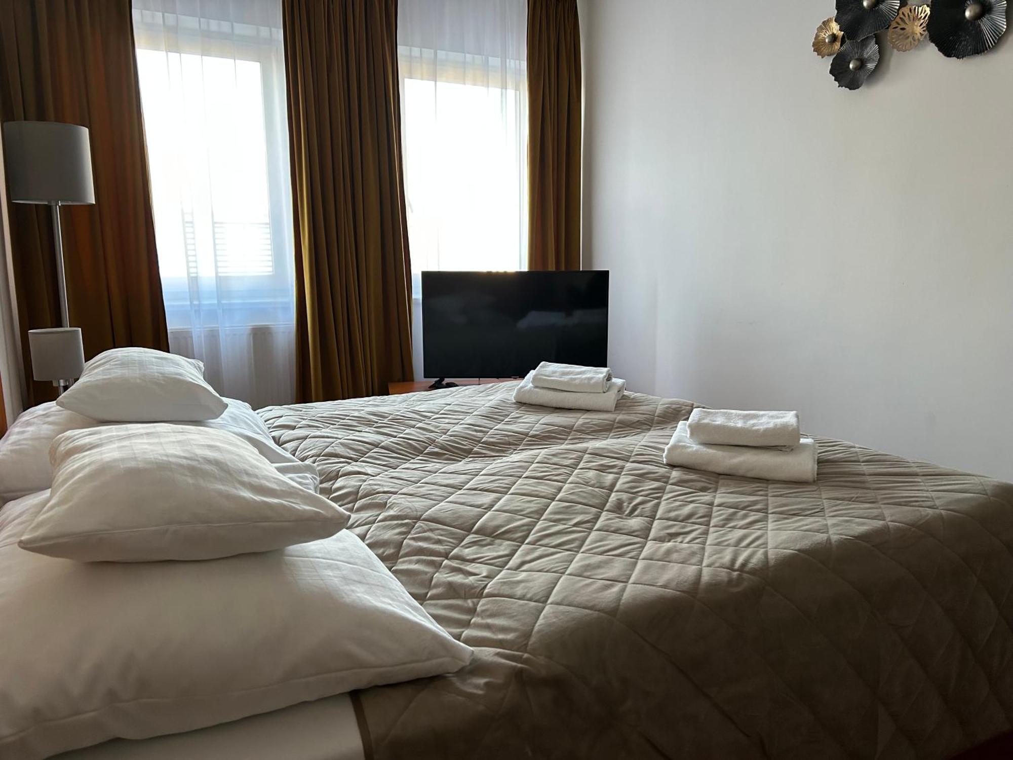 Evan U Hoffera 3* Topoľčany